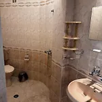 Pensión Benadi 3*