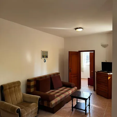 Benadi 招待所 布尔加斯