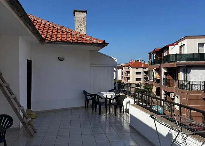 Benadi Къща за гости 3*