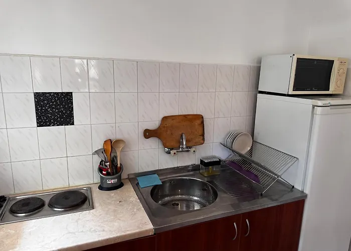 Къща за гости Benadi