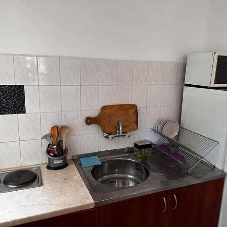 Benadi 3* Burgas City